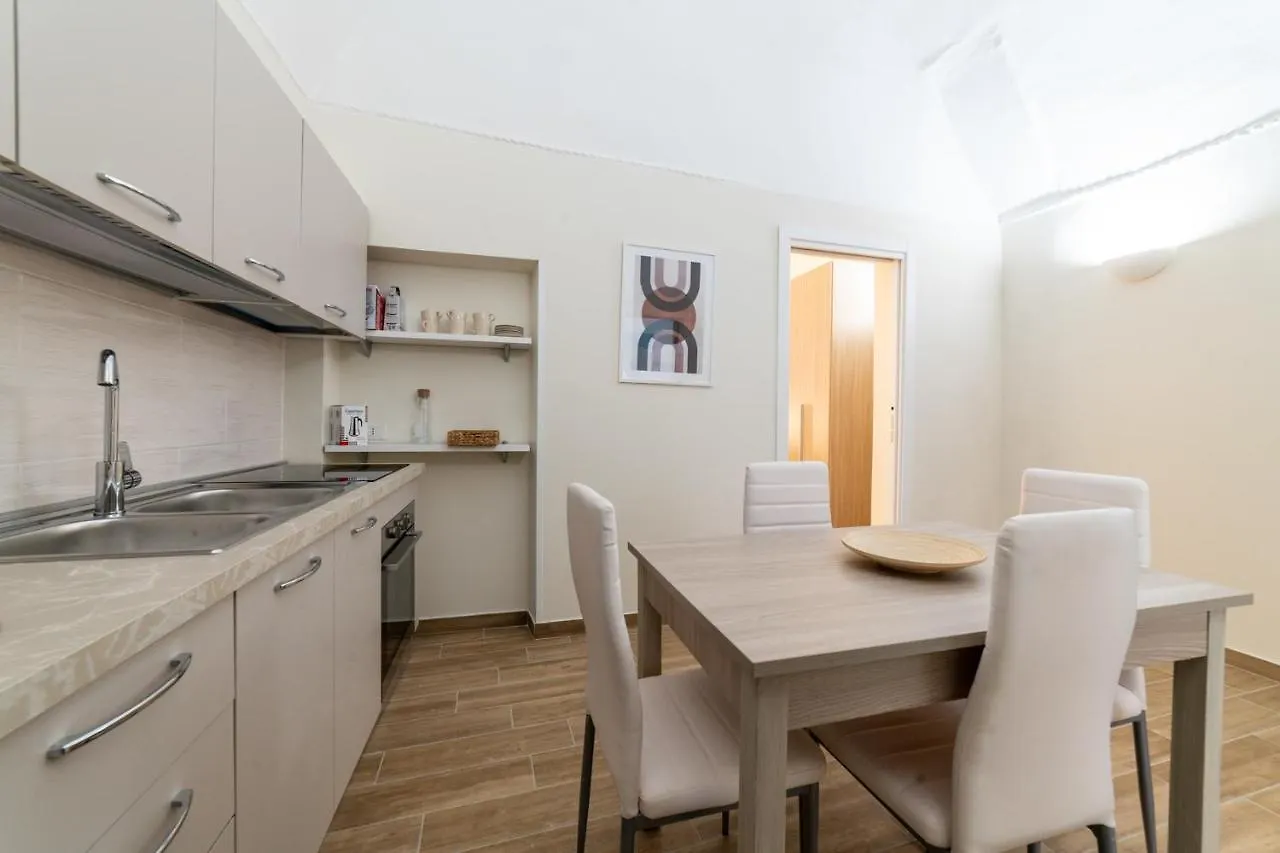 Villari 48 Apartment - Appartamento 1 Naples