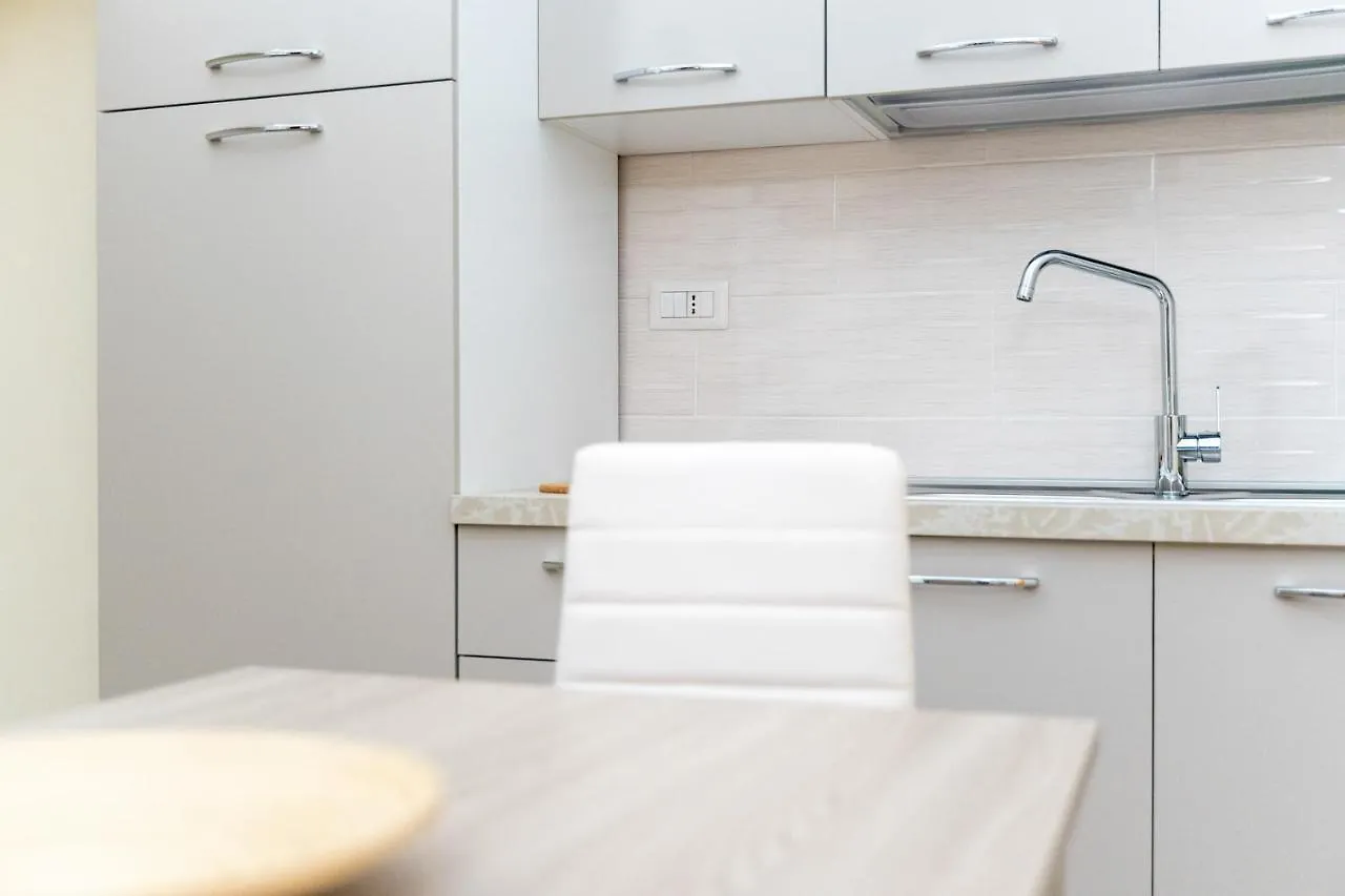 Villari 48 Apartment - Appartamento 1 Naples